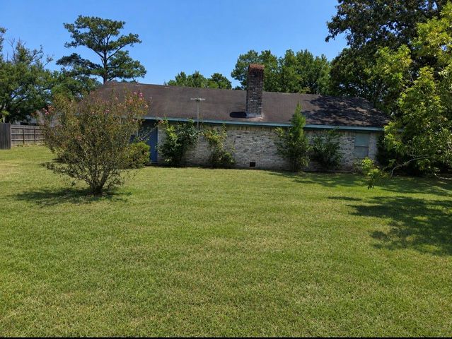 707 Willow Avenue, Cleveland, TX 77327