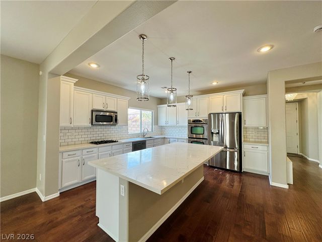 956 Tafalla Court, Las Vegas, NV 89138