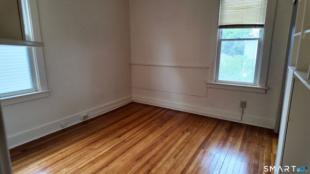 85 Thomas Street FL 2, West Haven, CT 06516