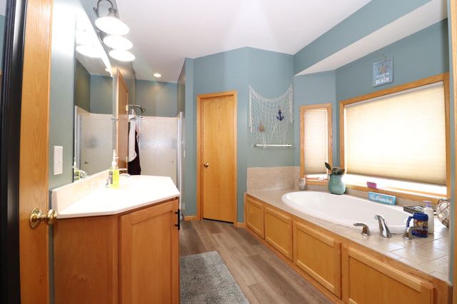 211 8th Avenue NW, New Prague, MN 56071