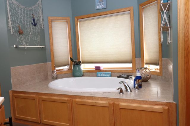 211 8th Avenue NW, New Prague, MN 56071