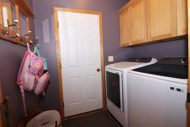 211 8th Avenue NW, New Prague, MN 56071