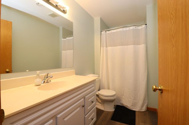 211 8th Avenue NW, New Prague, MN 56071