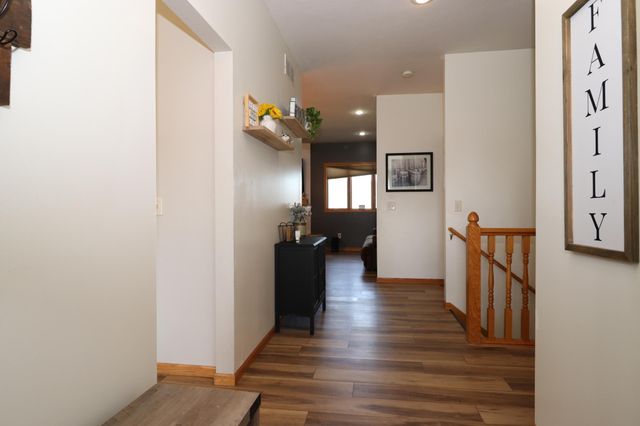 211 8th Avenue NW, New Prague, MN 56071