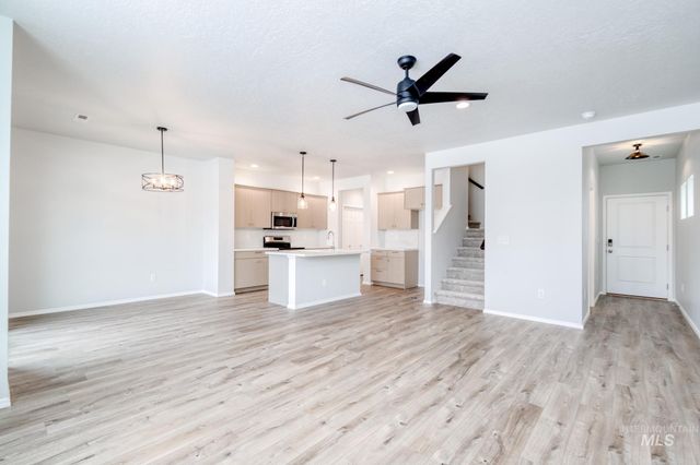 10859 Rutland St, Caldwell, ID 83605