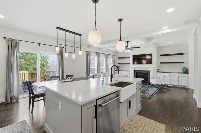 239 Monica Drive, St Louis, MO 63127