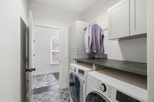 239 Monica Drive, St Louis, MO 63127