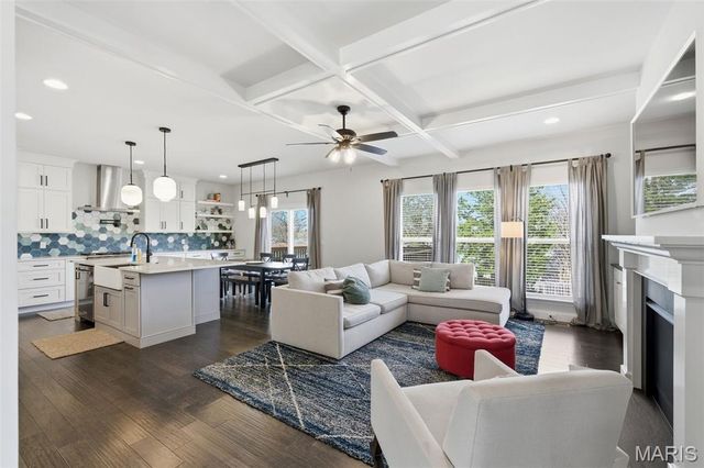 239 Monica Drive, St Louis, MO 63127