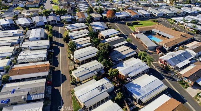 1630 S Barranca 126, Glendora, CA 91740