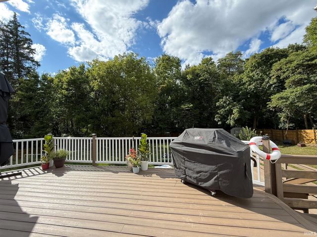 1190 N Hinterland Court, Monticello, IN 47960