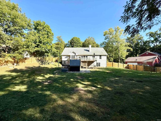 1190 N Hinterland Court, Monticello, IN 47960