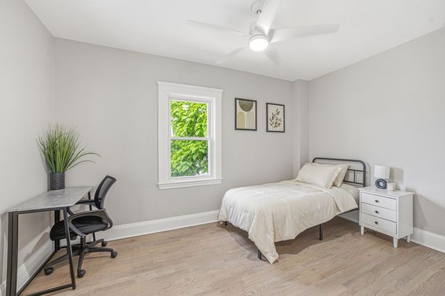64 Garfield Ave, Woburn, MA 01801