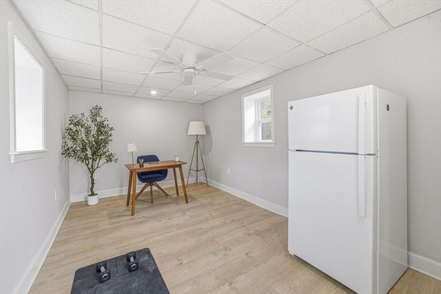 64 Garfield Ave, Woburn, MA 01801