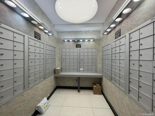 4310 Kissena Boulevard 2B, Flushing, NY 11355