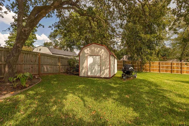 8430 Wilken Plaza, Tyler, TX 75703