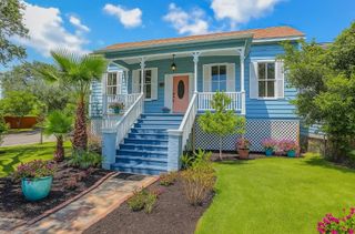 3128 Ursuline Street, Galveston, TX 77550