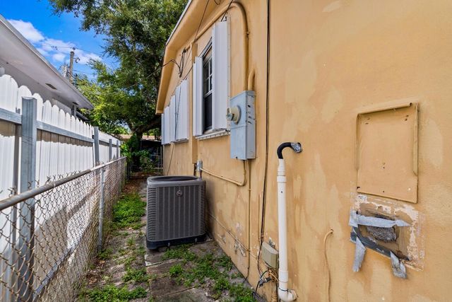 3031 NW 69TH Terrace, Miami, FL 33147
