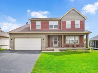 829 Red Barn Lane, Elgin, IL 60124