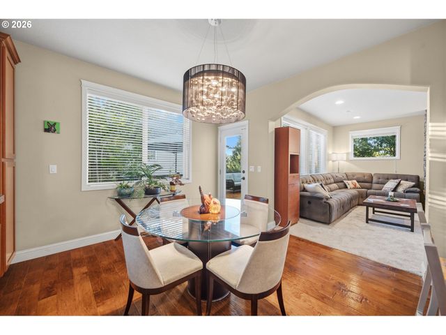 7101 Sw LESLIE St, Portland, OR 97223