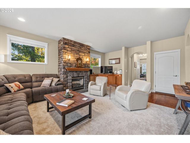 7101 Sw LESLIE St, Portland, OR 97223
