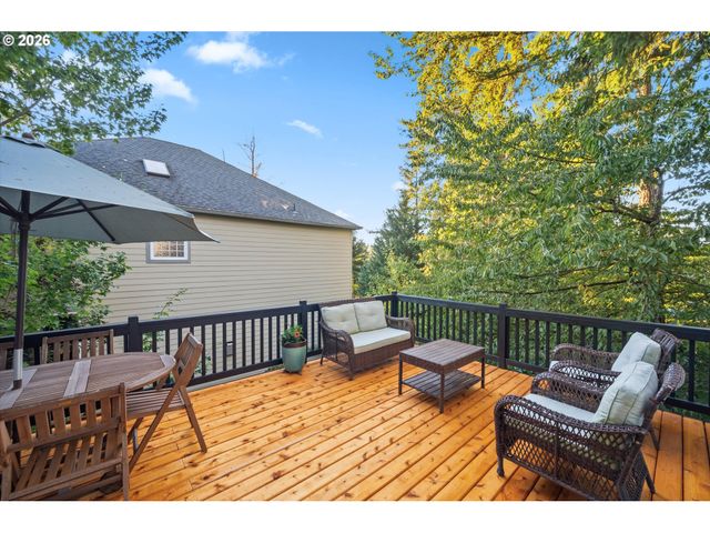7101 Sw LESLIE St, Portland, OR 97223