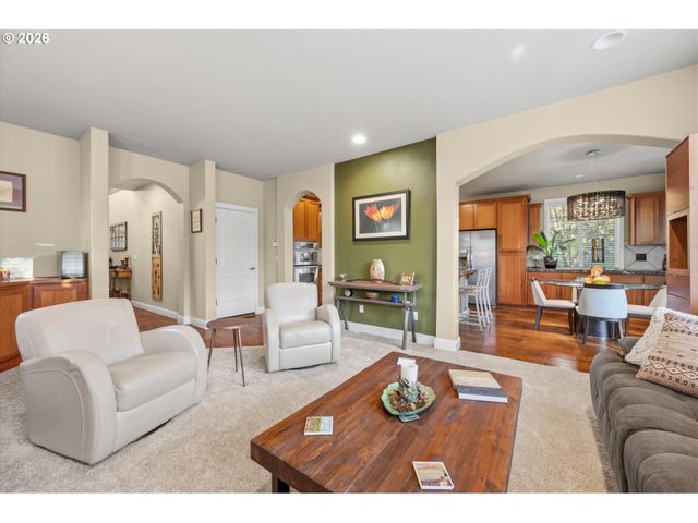 7101 Sw LESLIE St, Portland, OR 97223