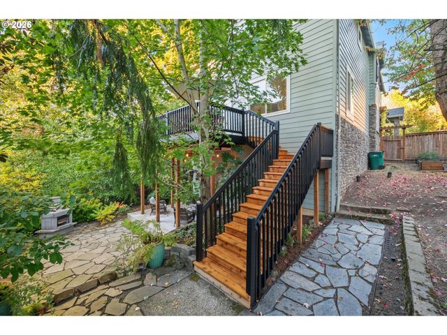 7101 Sw LESLIE St, Portland, OR 97223