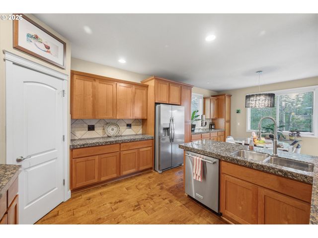 7101 Sw LESLIE St, Portland, OR 97223