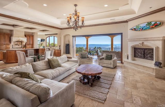 7133 Obelisco Circle, Carlsbad, CA 92009