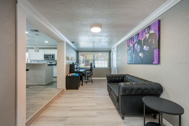 2803 E PINE STREET, Orlando, FL 32803