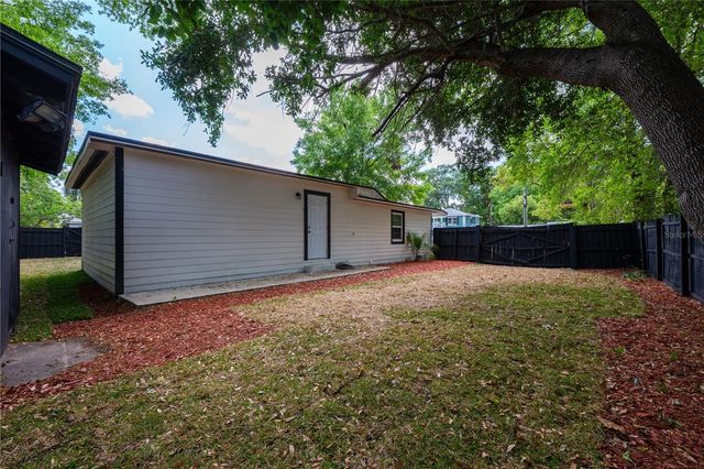 2803 E PINE STREET, Orlando, FL 32803