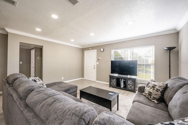 2803 E PINE STREET, Orlando, FL 32803