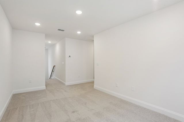 1084 Large Poppy Drive, La Vergne, TN 37086