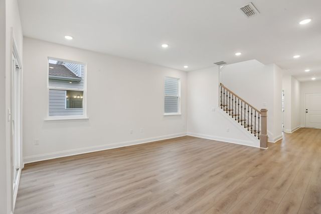 1084 Large Poppy Drive, La Vergne, TN 37086