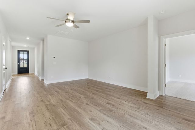 1429 Charles Drive, Chapel Hill, TN 37034