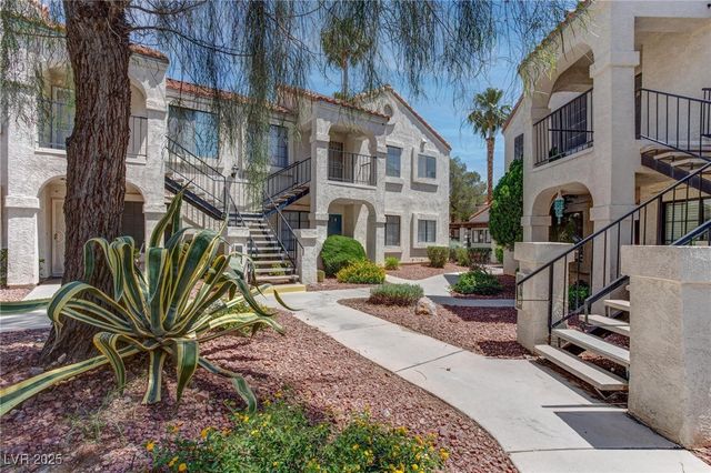 4860 Nara Vista Way 104, Las Vegas, NV 89103