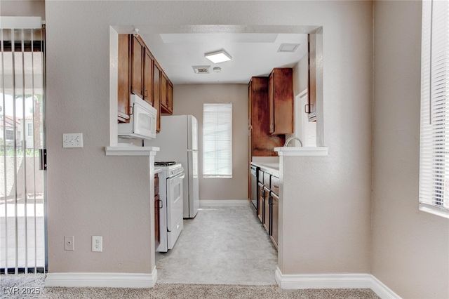 4860 Nara Vista Way 104, Las Vegas, NV 89103