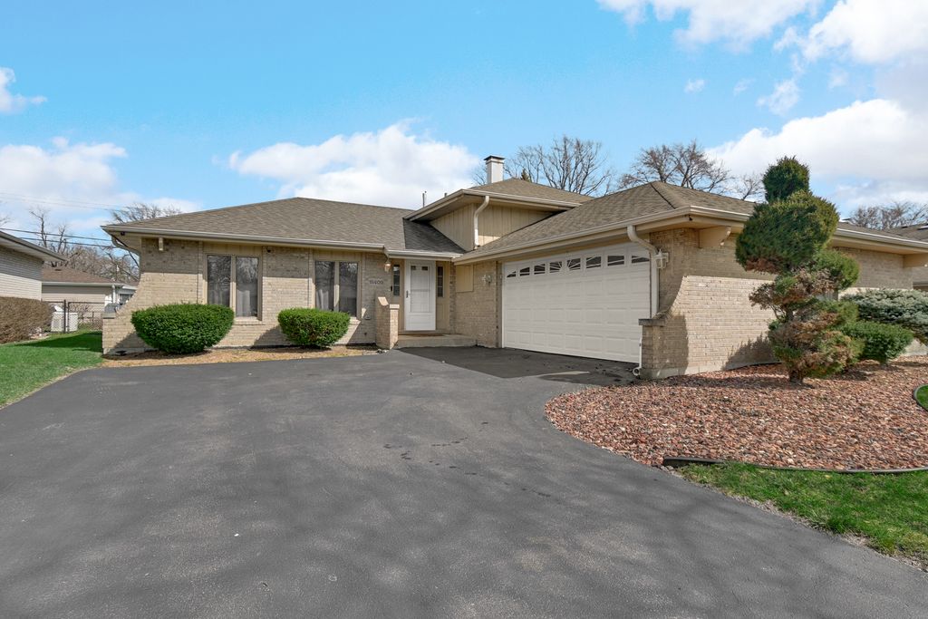 18409 Willow Lane, Lansing, IL 60438