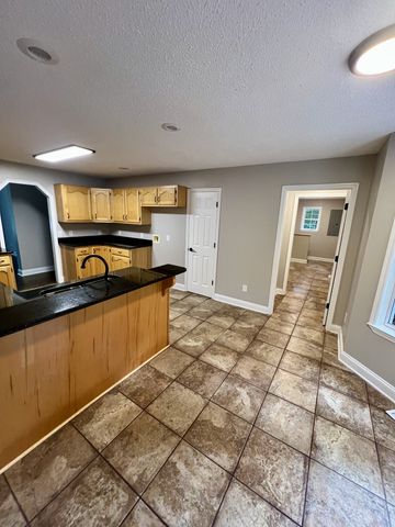 499 Scenic Hills Rd, Pulaski, TN 38478