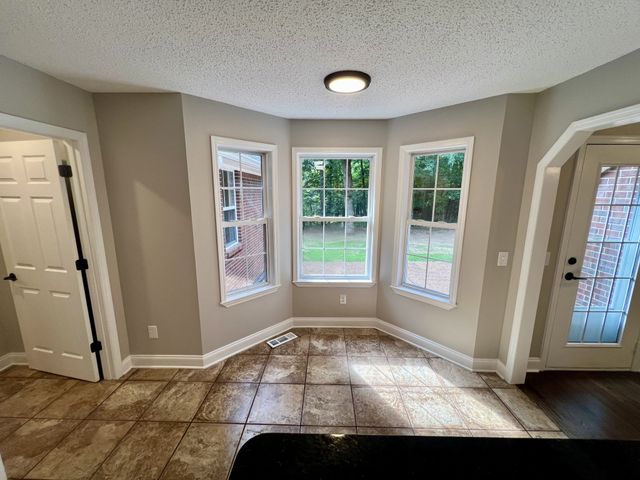 499 Scenic Hills Rd, Pulaski, TN 38478