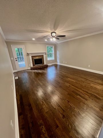499 Scenic Hills Rd, Pulaski, TN 38478