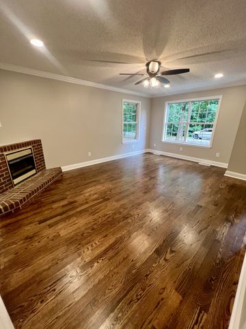 499 Scenic Hills Rd, Pulaski, TN 38478