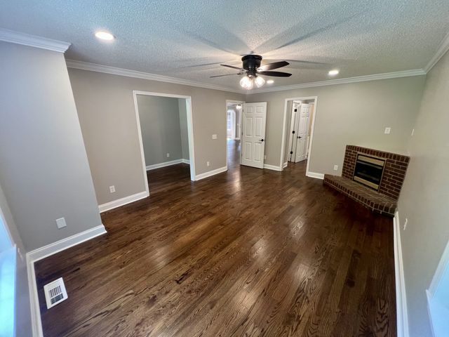 499 Scenic Hills Rd, Pulaski, TN 38478
