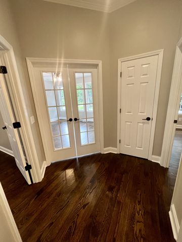 499 Scenic Hills Rd, Pulaski, TN 38478