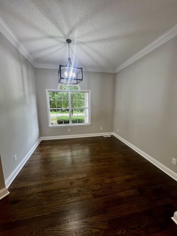 499 Scenic Hills Rd, Pulaski, TN 38478