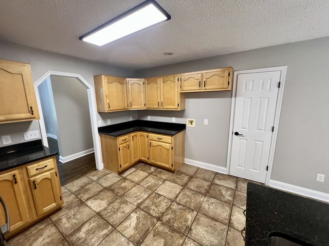 499 Scenic Hills Rd, Pulaski, TN 38478