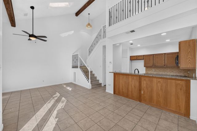 10819 Crown Colony DR 4, Austin, TX 78747