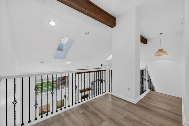 10819 Crown Colony DR 4, Austin, TX 78747