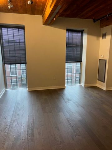 130 John St 355, Lowell, MA 01852