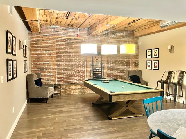 130 John St 355, Lowell, MA 01852